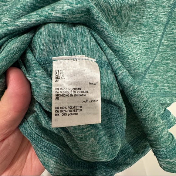 Women’s | XL | Athletic tee - Picture 2 of 6